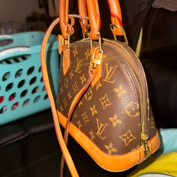 Louis Vuitton Alma Monogram BB Brown - Picture 12 of 13